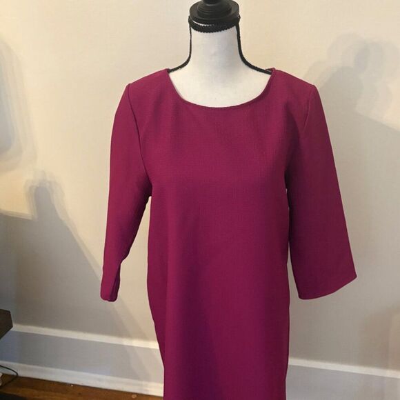 Everly Dresses & Skirts - Everly Magenta Dress Size L